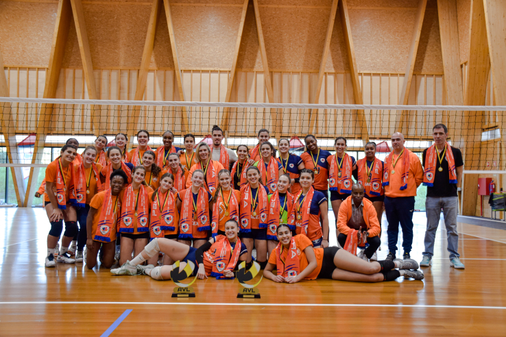 Seniores Femininas e Cadetes Femininas Divisão B do PelAmora são Campeãs Regionais