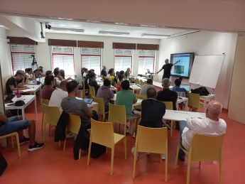 Ação de Formação AVL "Treino por Patamares - Treinar e jogar com carga emocional"