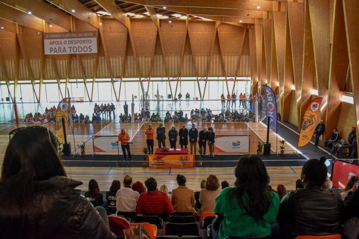 Câmara Municipal do Seixal e PELAmora SC assinam contrato de comodato